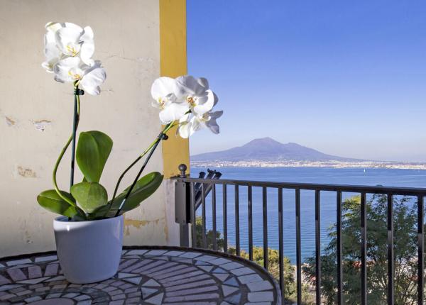 lapanoramicahotel en easter-offer-4-star-hotel-by-the-sea-in-naples-with-easter-lunch 017